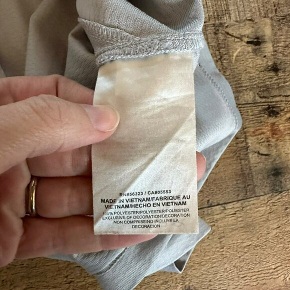 Nike Dri-fit women's size medium hornets softball jersey in gray number 4 - Picture 10 of 13